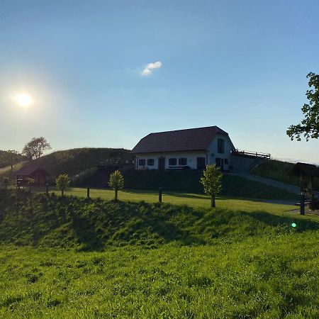 Wooden Hut At Tourist Farm Artisek Vila Store Exterior foto